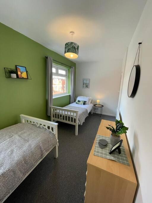 2 Bed Central Cardiff Apartment - Sleeps Five! Zewnętrze zdjęcie